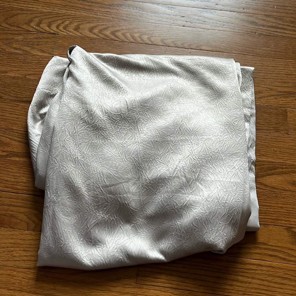 Curtain panel